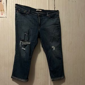 levi boyfriend jeans